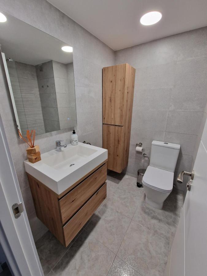 Apartamento Sol De Espana Кембрилс Екстериор снимка