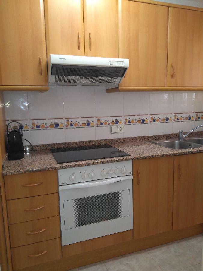 Apartamento Sol De Espana Кембрилс Екстериор снимка