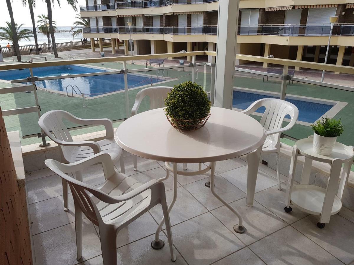 Apartamento Sol De Espana Кембрилс Екстериор снимка