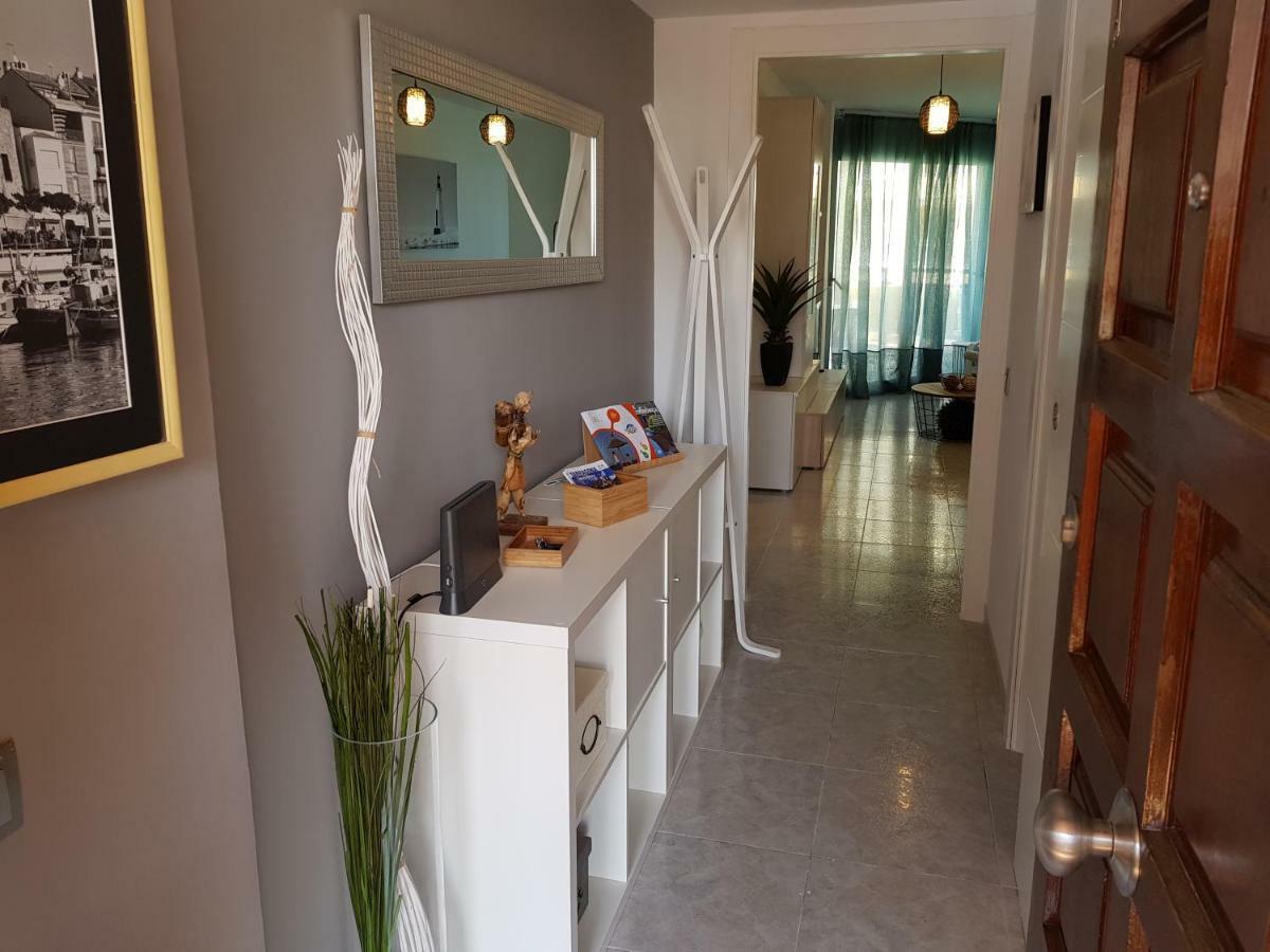 Apartamento Sol De Espana Кембрилс Екстериор снимка