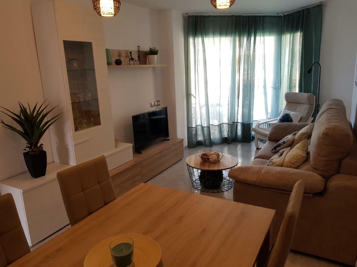 Apartamento Sol De Espana Кембрилс Екстериор снимка