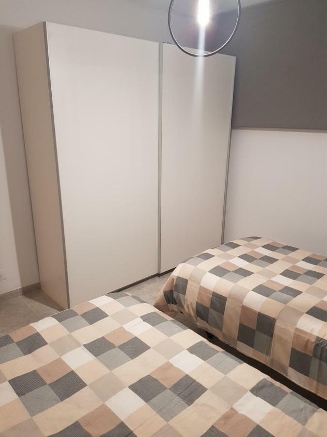 Apartamento Sol De Espana Кембрилс Екстериор снимка